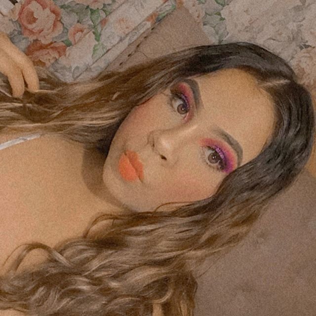 amazinglyh0ttt from Greater London,United Kingdom